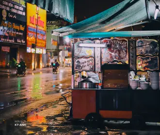 Tiệm mì Nguyên Lợi 60 năm không ngủ của 3 thế hệ người Hoa ở Sài Gòn